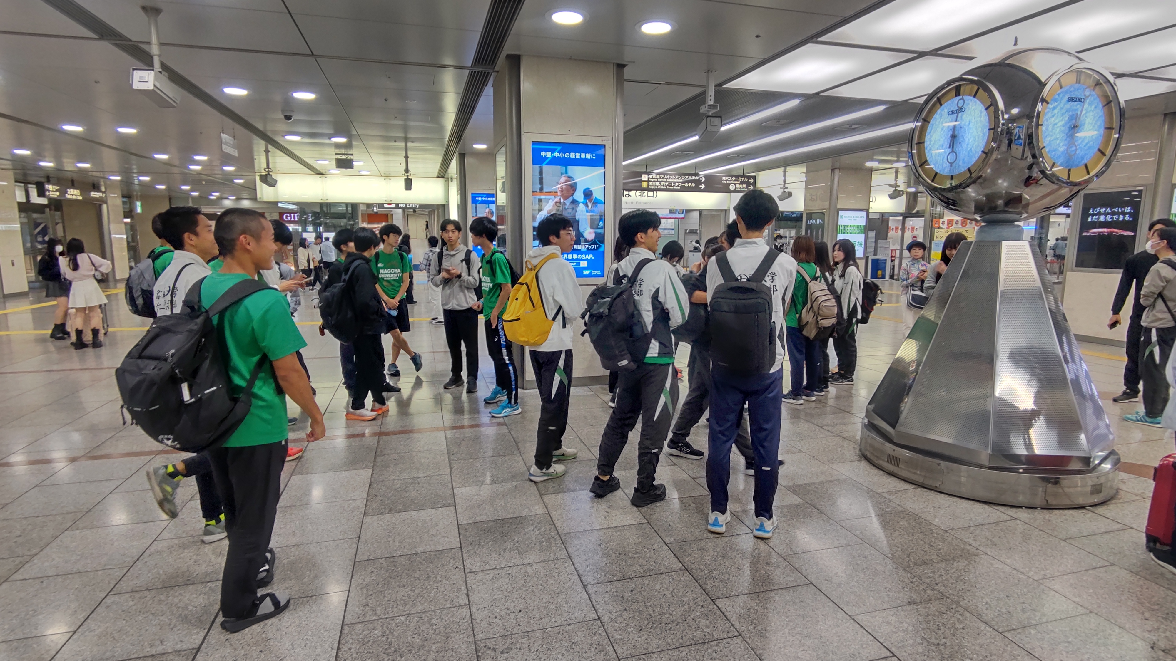 応援出発前名古屋駅集合